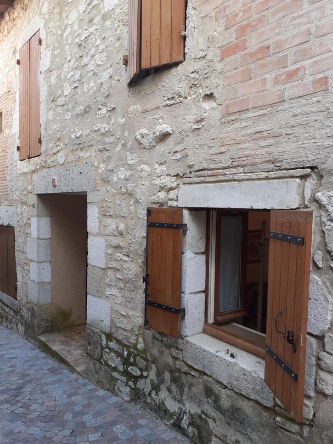 Petit Gîte des Augustins Monflanquin Exterior foto